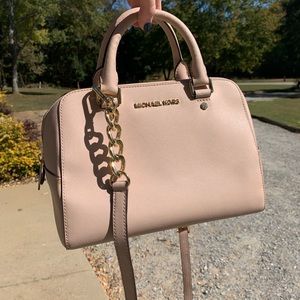 Michael Kors light pink/nude purse
